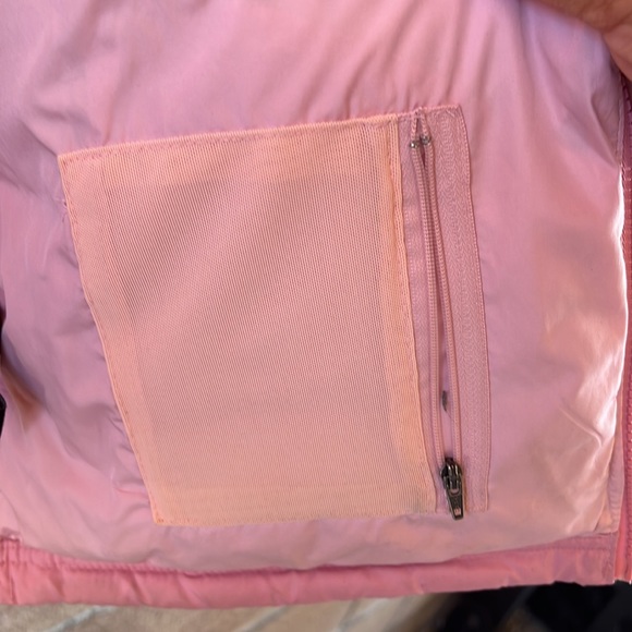 AMERICAN EAGLE OUTFITTERS PUFFER VEST - Picture 4 of 8